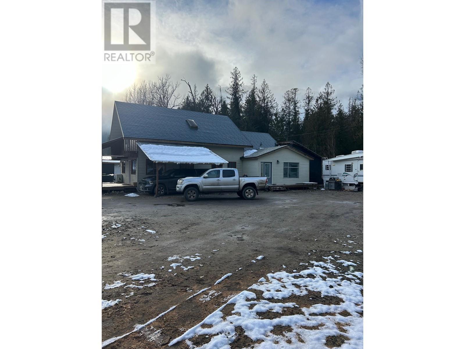 For sale: 3854 Trinity Valley Road, Enderby, British For sale: 3854 Trinity Valley Road, Enderby, British