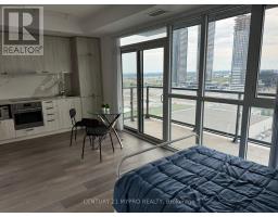 For sale: 1617 - 10 HONEYCRISP CRESCENT, Vaughan (Vaughan
