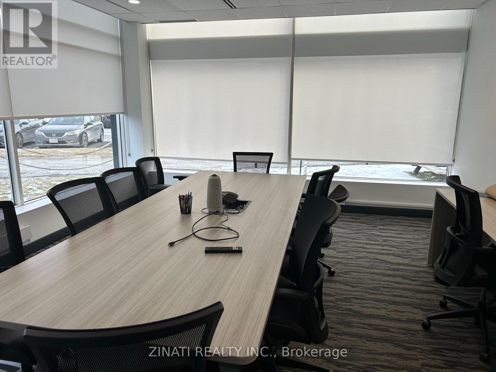 For lease: 100-101 250 CITY CENTRE AVENUE, Ottawa, Ontario