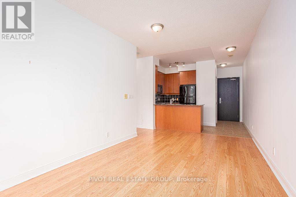 For sale: 311 - 90 ABSOLUTE AVENUE, Mississauga (City Centre