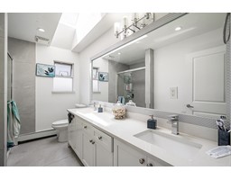 For sale: 14298 90 AVENUE, Surrey, British Columbia V3V7W2 For sale: 14298 90 AVENUE, Surrey, British Columbia V3V7W2