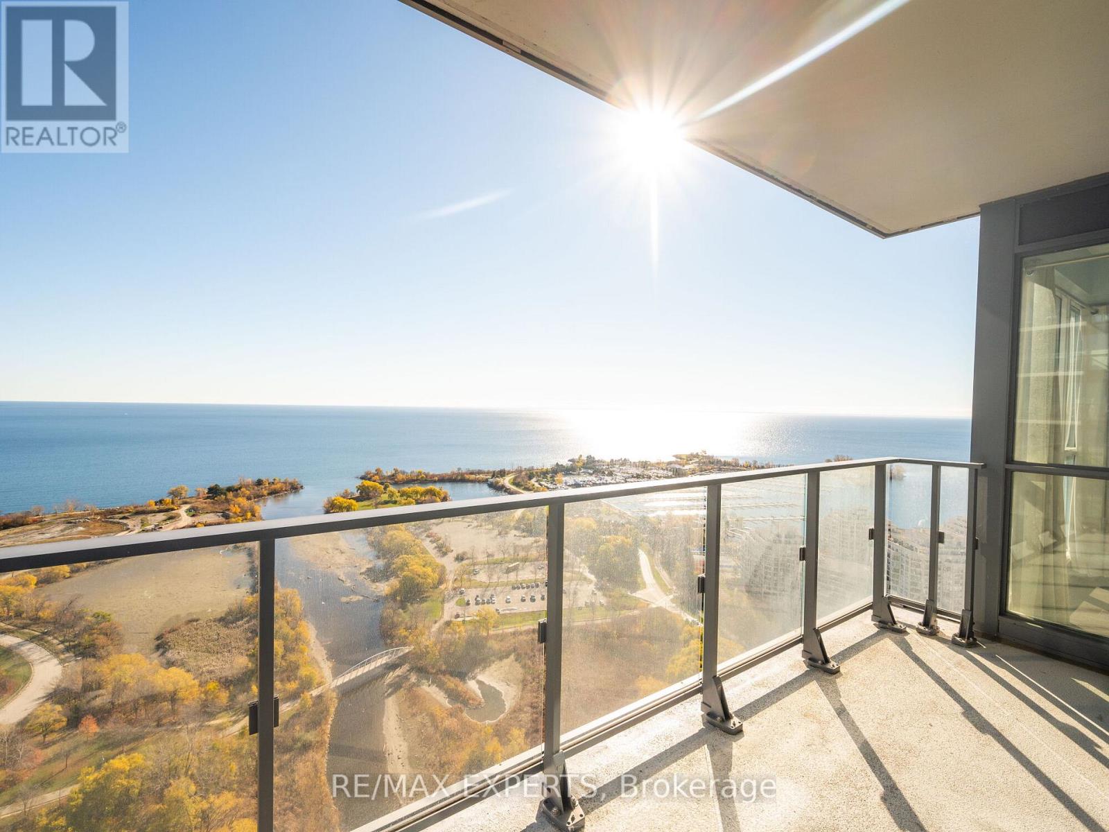 For sale: 4001 - 2212 LAKE SHORE BOULEVARD W, Toronto