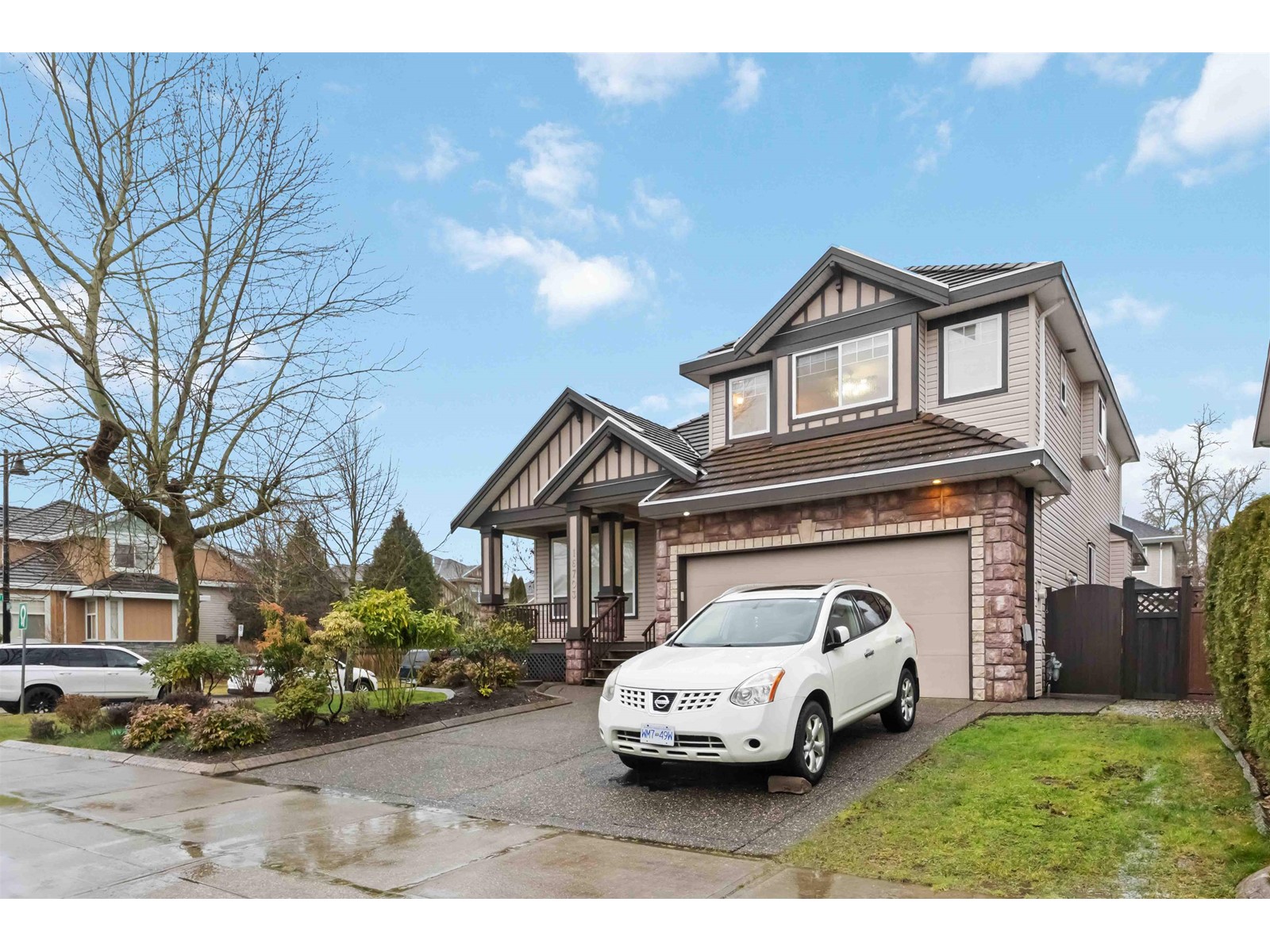 For sale: 16703 63B AVENUE, Surrey, British Columbia V3S0W5 For sale: 16703 63B AVENUE, Surrey, British Columbia V3S0W5