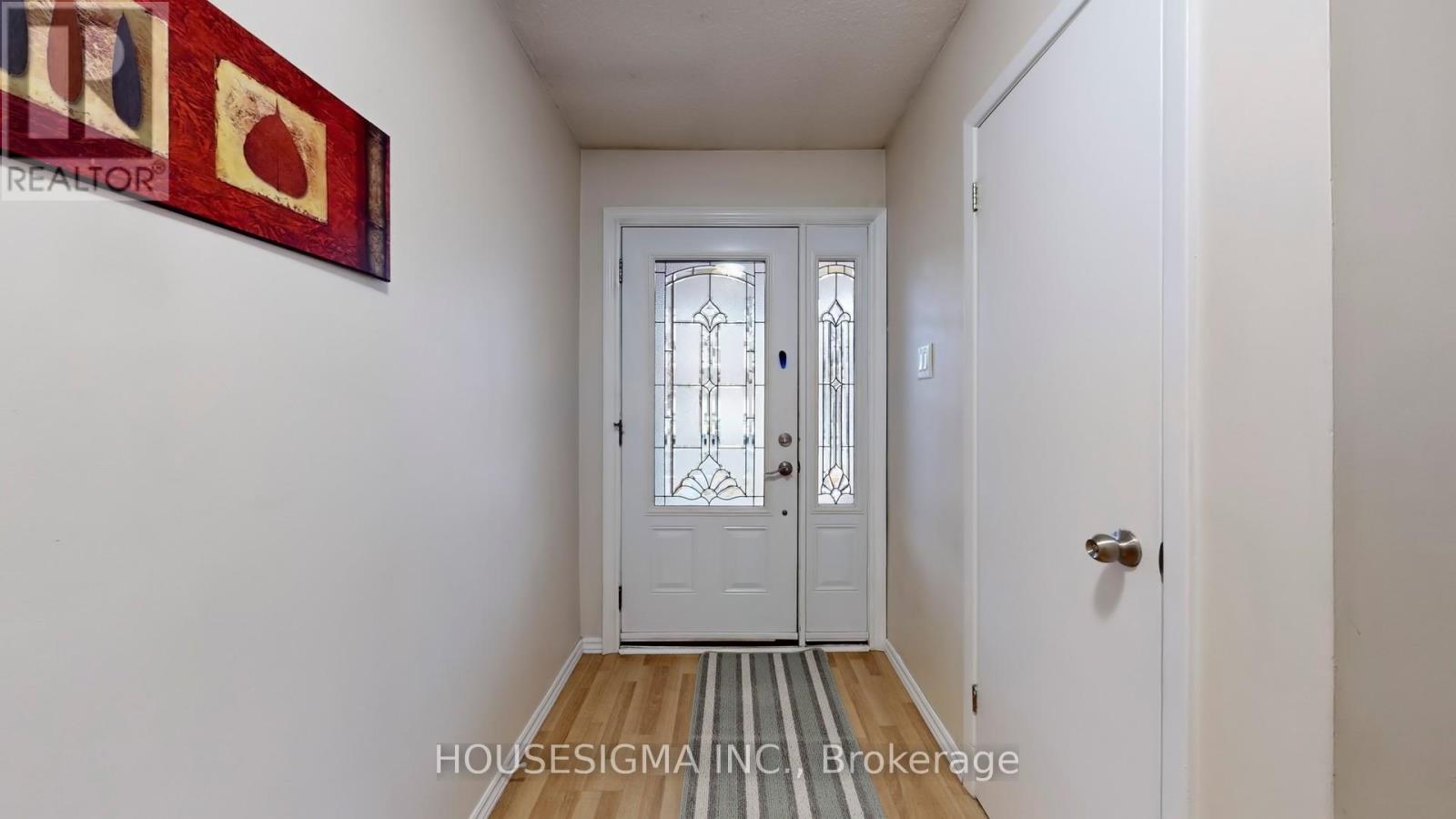 For sale: 86 CARISBROOKE COURT, Brampton (Central Park