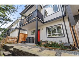 For sale: 7 8137 164 STREET, Surrey, British Columbia V4N0P1
