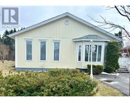 For sale: 106 Ogilvie Street, Gander, Newfoundland For sale: 106 Ogilvie Street, Gander, Newfoundland