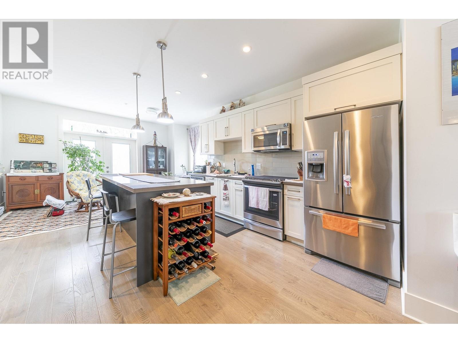 For sale: 77 12161 237 STREET, Maple Ridge, British Columbia