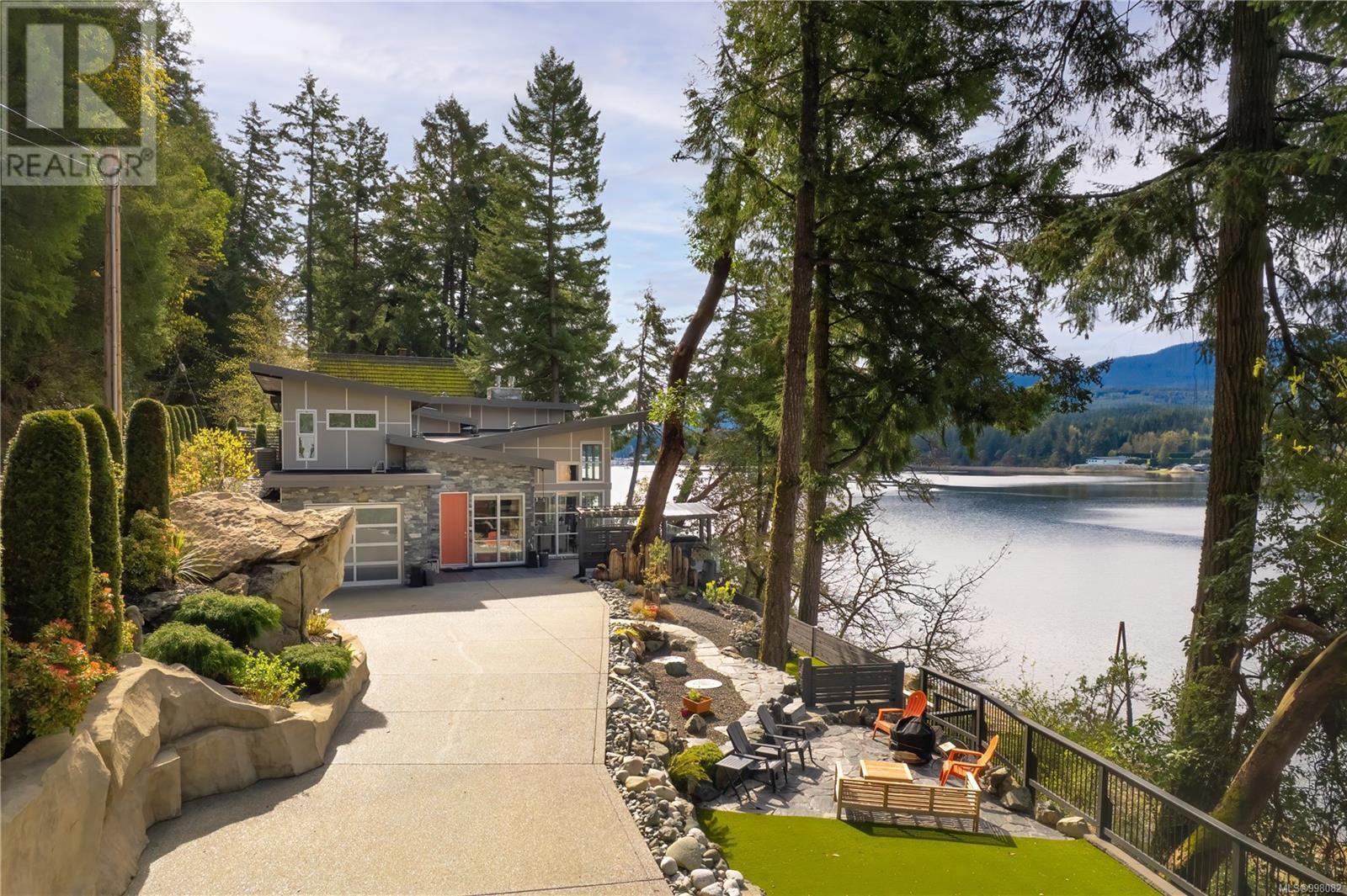 For sale: 4991 Reiber Rd, Ladysmith, British Columbia V9G1L6
