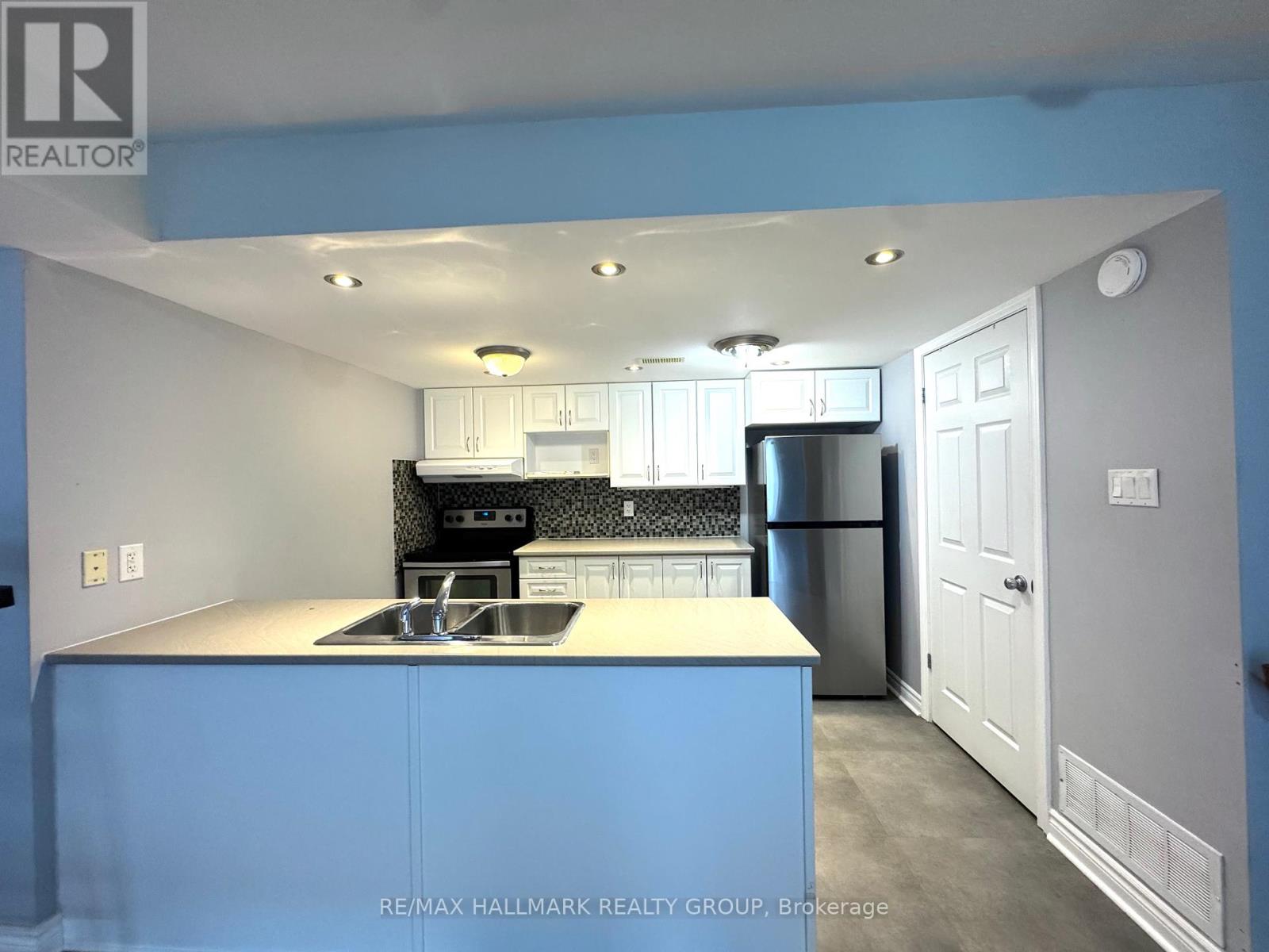 St randberg RAS6 Exclusive Listing | Al Sinclair team Real Estate, RE/MAX