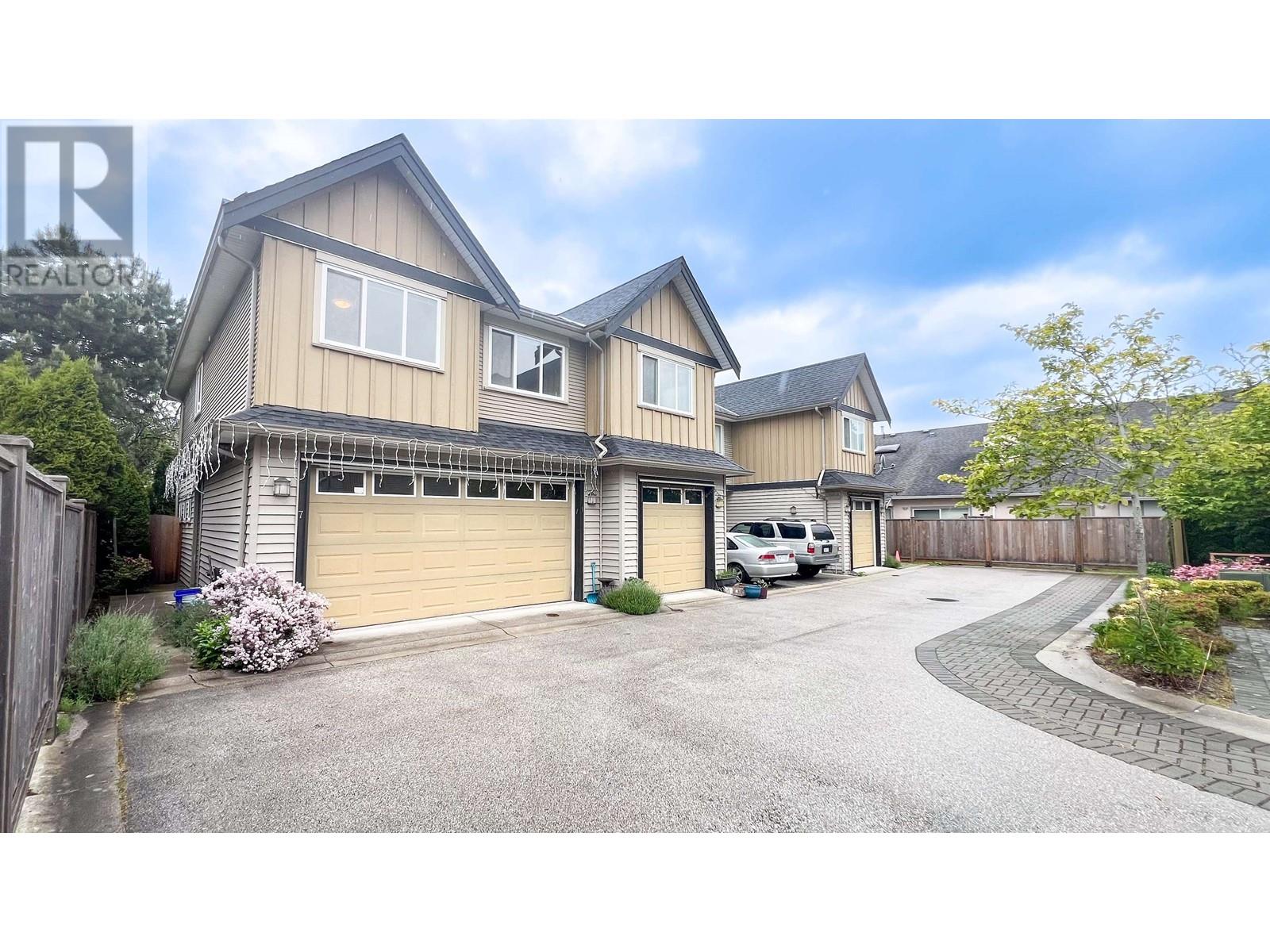 For sale: 7 8271 FRANCIS ROAD, Richmond, British Columbia