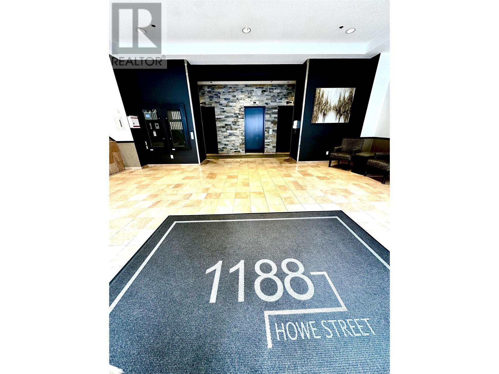 【中古】 Outside Looking Out MerchantofMenaceDetroitCityCouncil 🚨AUCTION ALERT 🚨 🏎️ 1998 Nissan Skyline GTR Autech