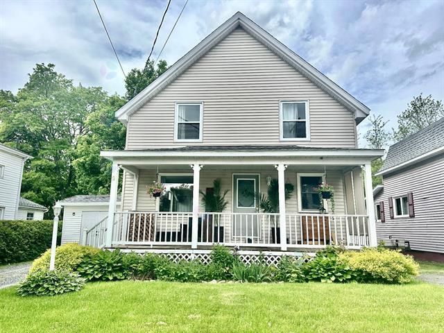 For sale: 9 Rue Stewart, Stanstead - Ville, Quebec J0B3E0 - 13831726 ...