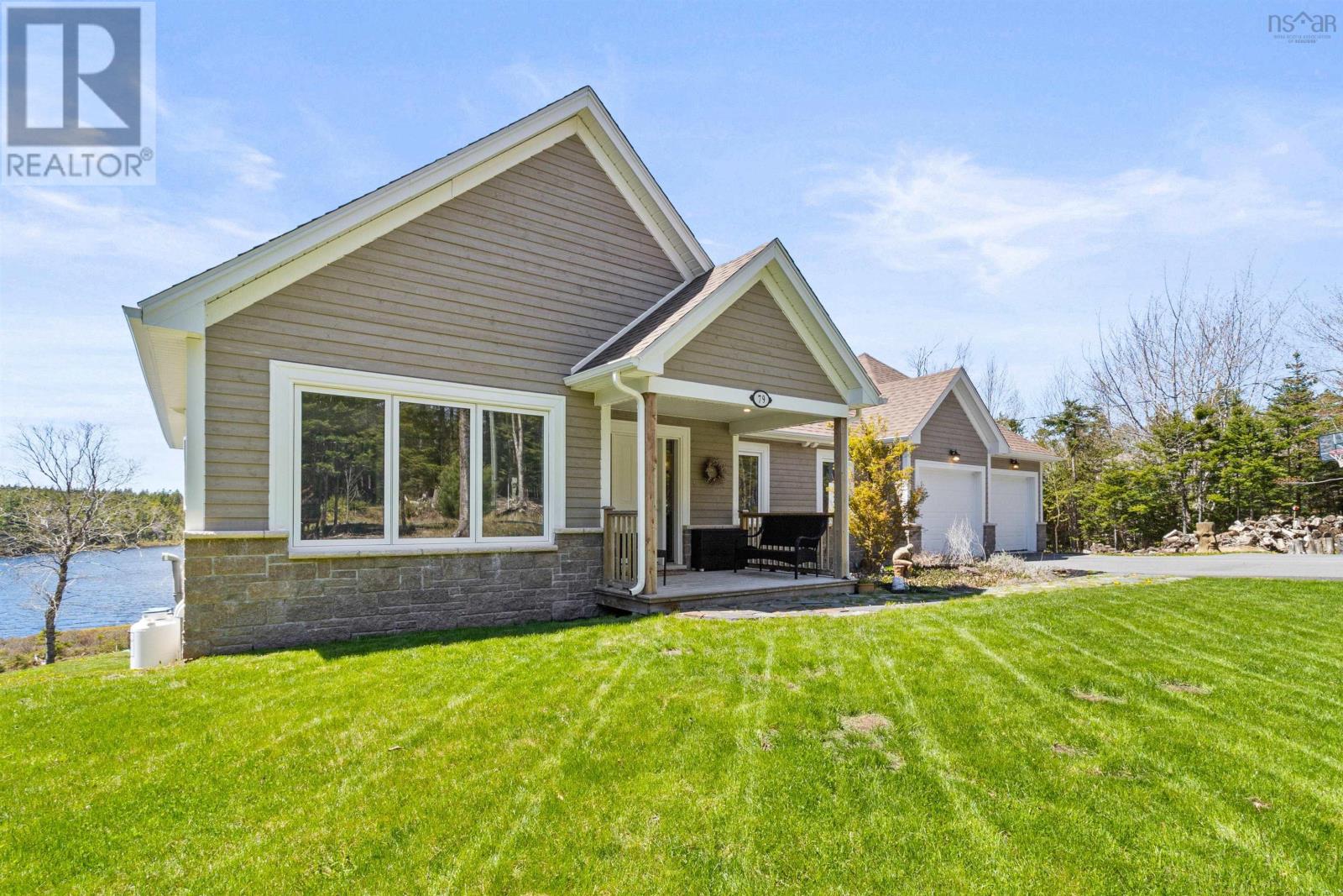 79 Yearling Close, Hammonds Plains, Nova Scotia B4B0N7