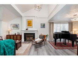 For sale: 13774 CRESCENT ROAD, Surrey, British Columbia