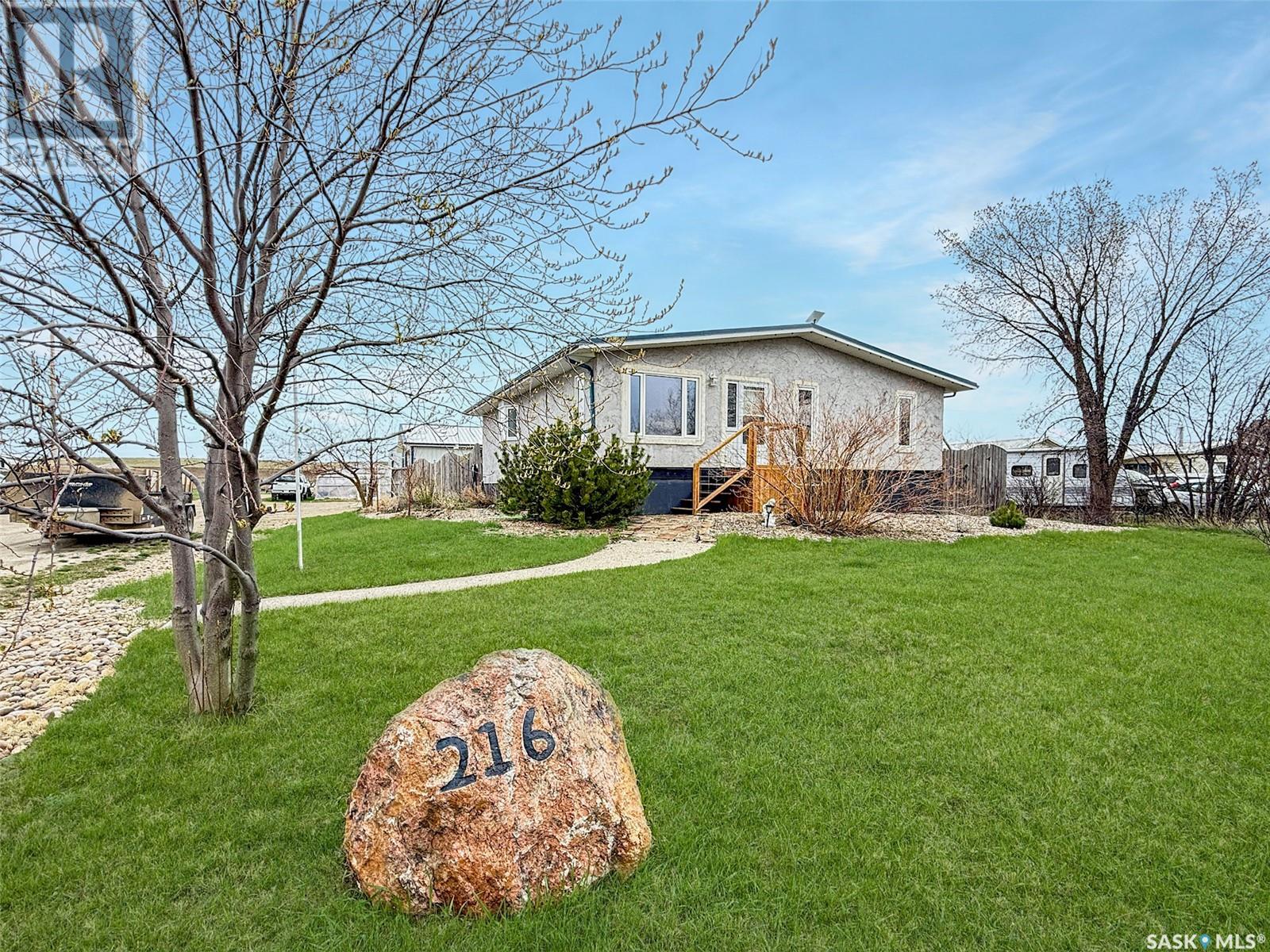 216 Pacific AVENUE, Swift Current Rm No. 137, Saskatchewan S9H4V1 ...