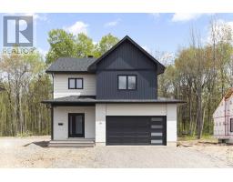 For sale: 36 Sherwood PKWY, Sault Ste. Marie, Ontario P6C3A8