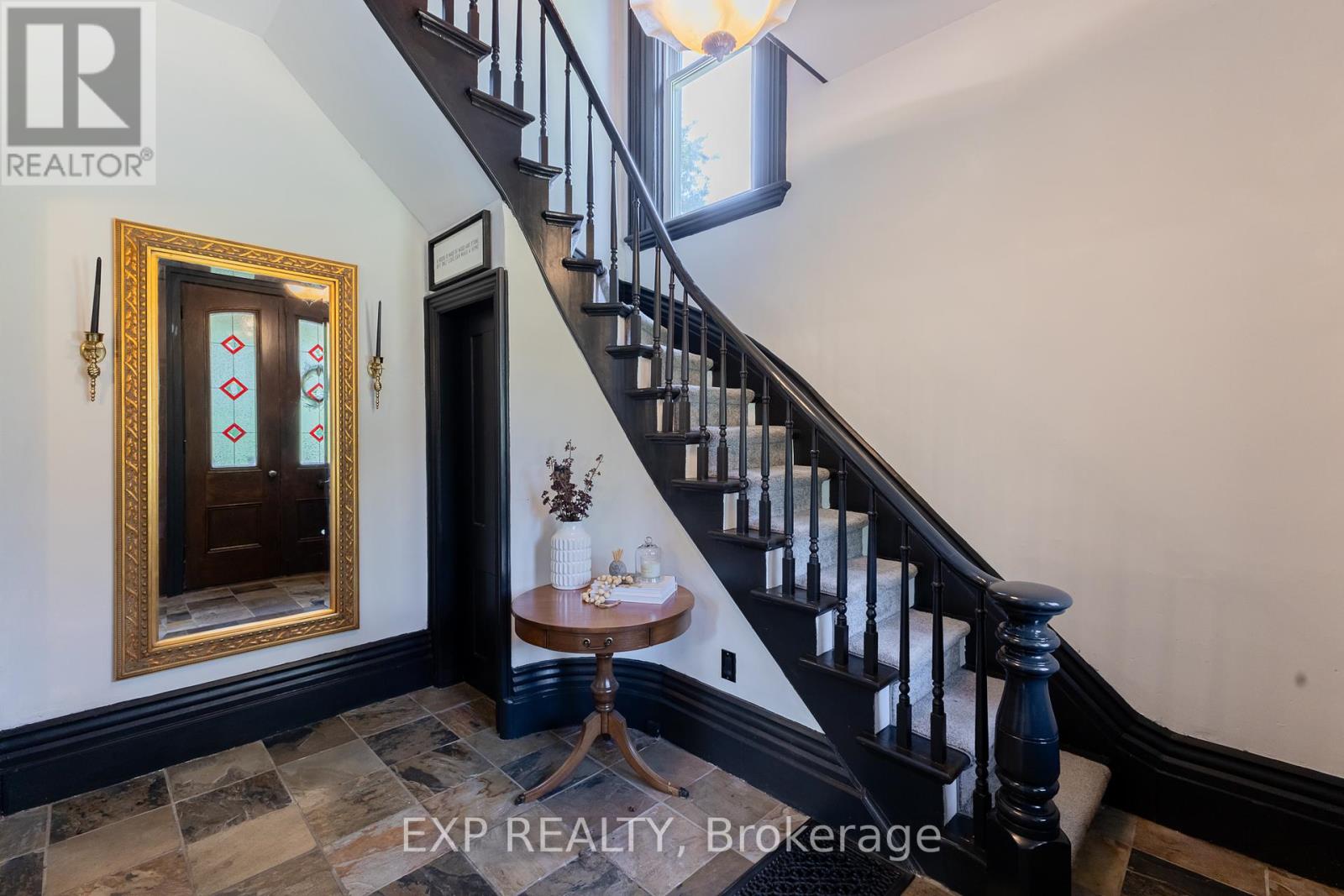 For sale: 283 HASTINGS STREET, North Middlesex (Parkhill