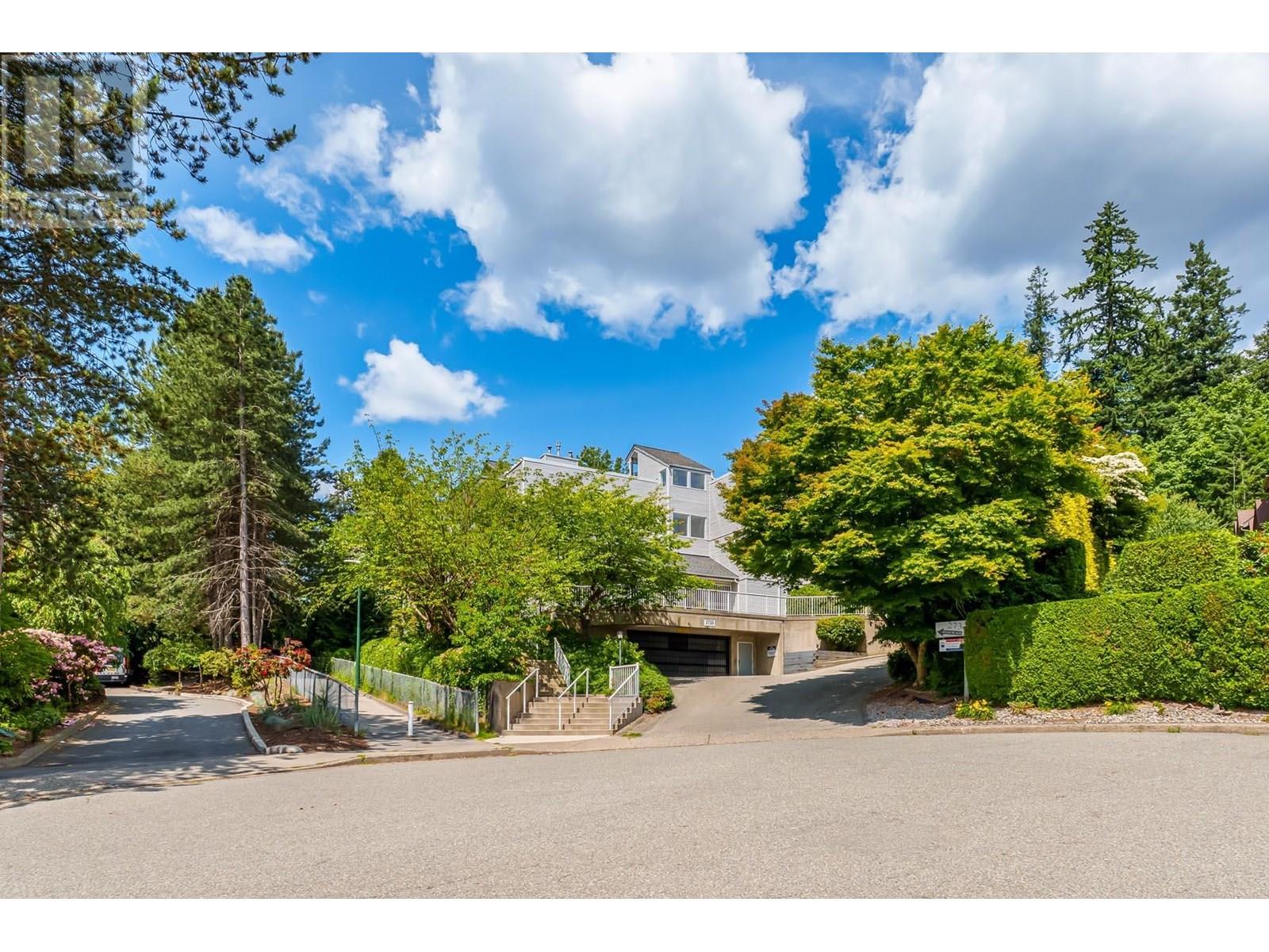 Atlin Courthouse For sale: 404 2733 ATLIN PLACE, Coquitlam, British Columbia V3C5B1 ...