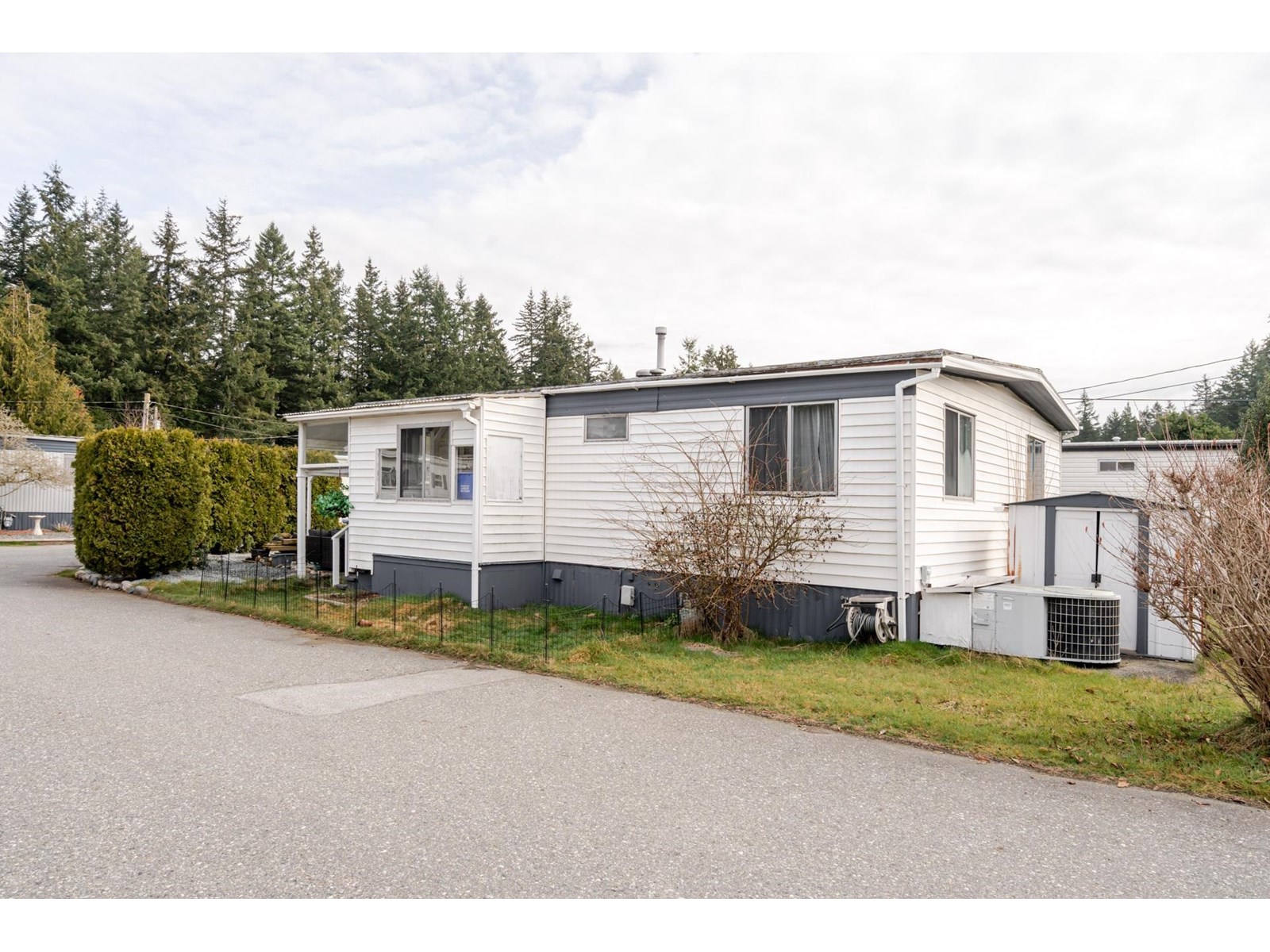 その他 STREET 2017.3 No.303 from1985to1996 For sale: 113 9952 149 STREET, Surrey, British Columbia