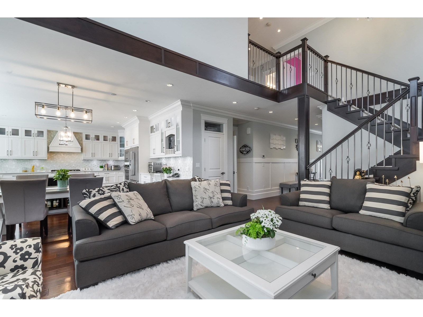 For sale: 88 169A STREET, Surrey, British Columbia V3Z1N1