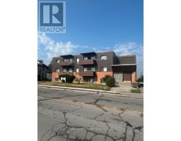 For sale: 155 LINDSAY STREET S, Kawartha Lakes (Lindsay), Ontario