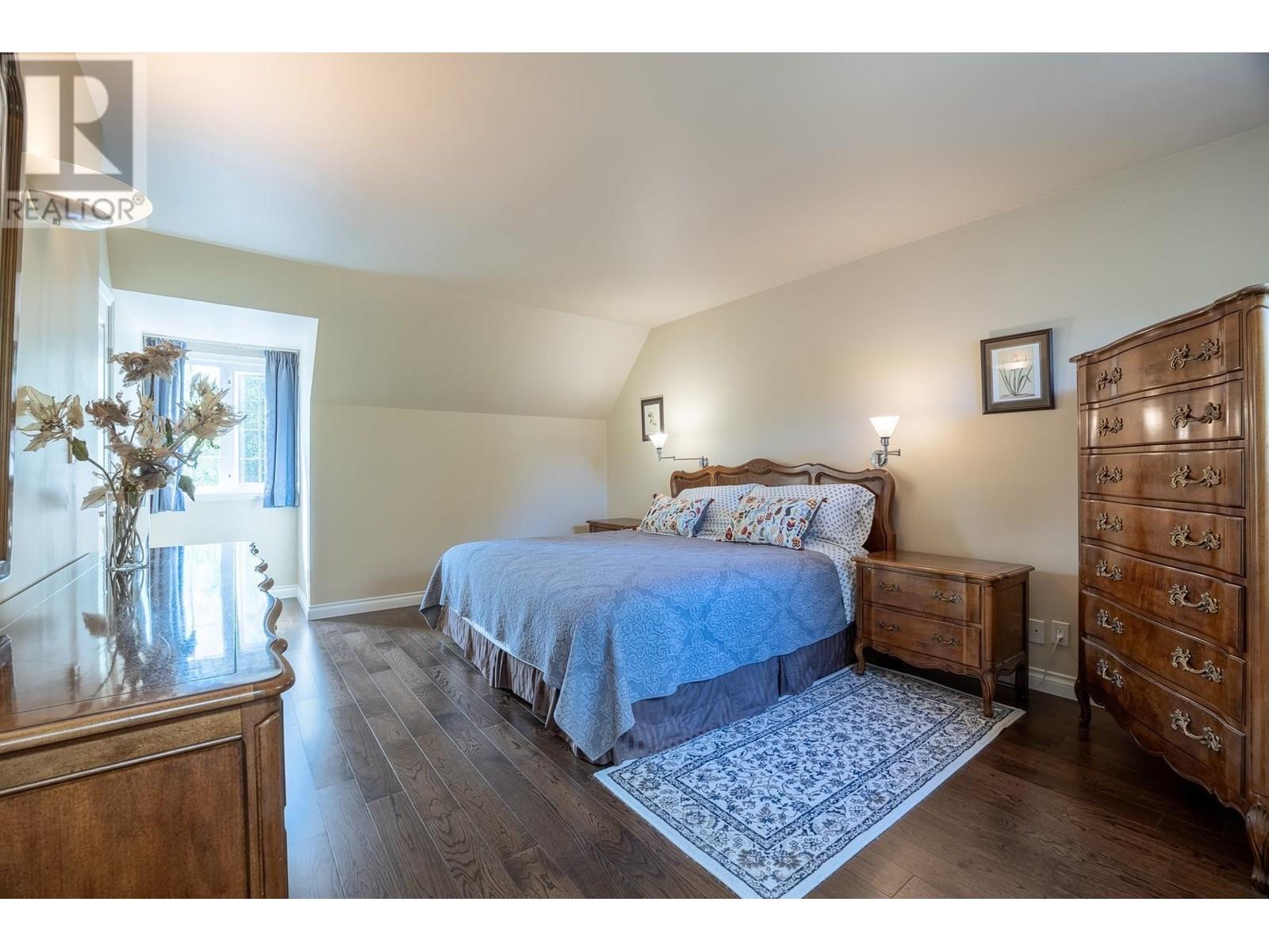 For sale: 539 NEWCROFT PLACE, West Vancouver, British