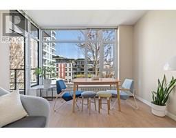 【中古】 Second Storey / Double Divide For sale: 408 135 W 2ND STREET, North Vancouver, British