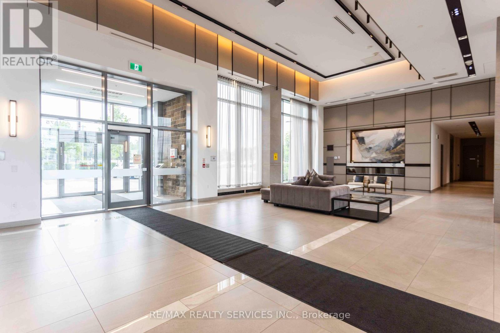 Natural Interiors McArdle， Ann Organic textures, sage green and matte black accents, and