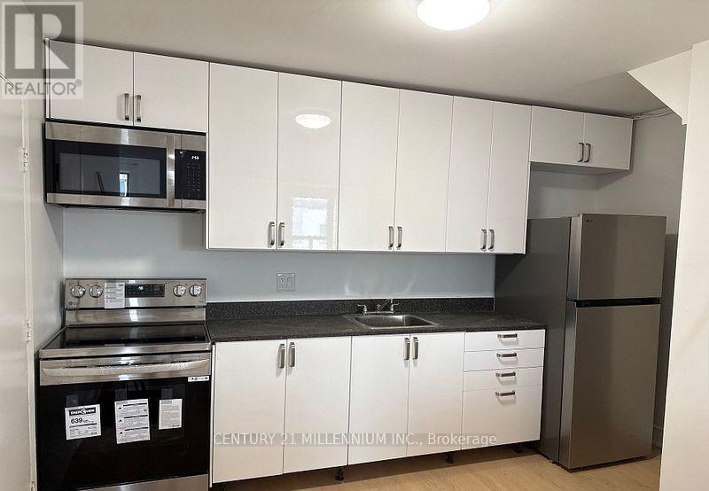 For rent: 909A DANFORTH AVENUE, Toronto (Blake-Jones), Ontario M4J1L8 ...