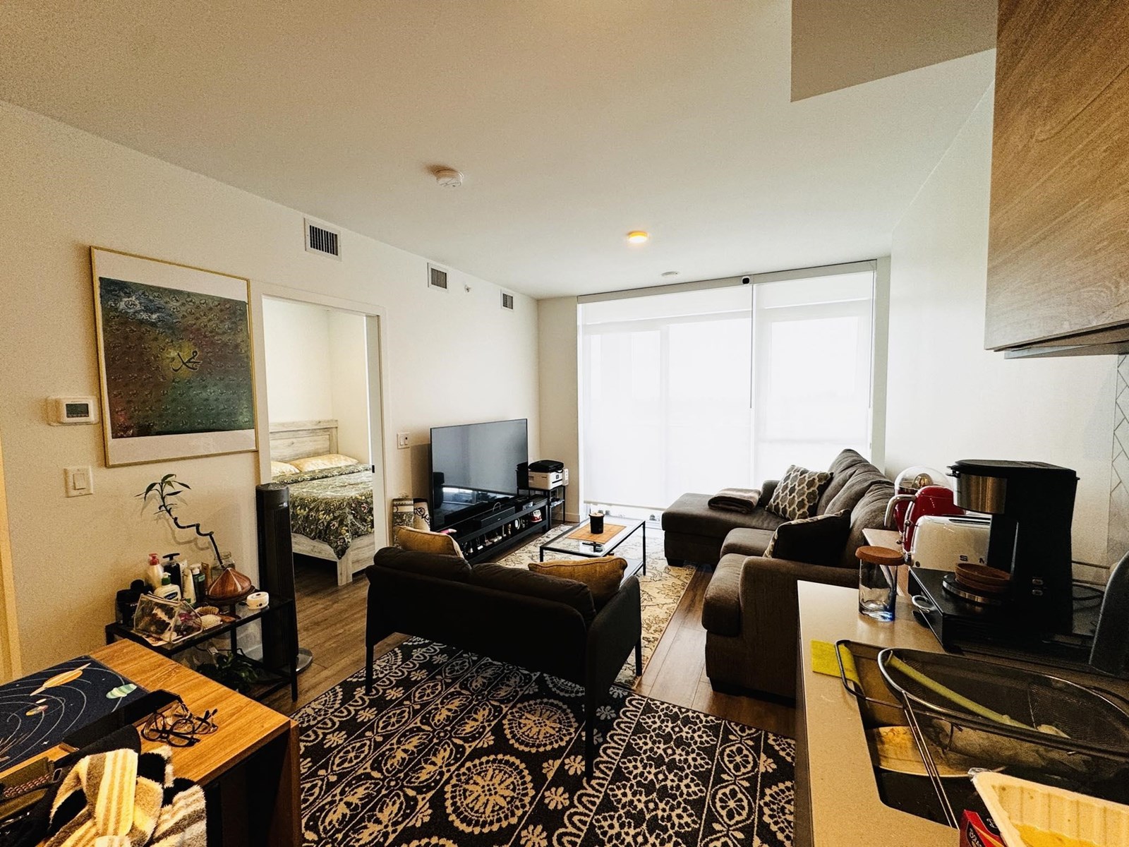 ●FEDERAL B For sale: 2202 13428 105 AVENUE, Surrey, British Columbia