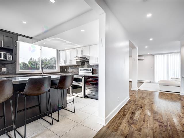 For sale: 5601Z Ch. Merrimac, Côte-Saint-Luc, Quebec H4W1S5