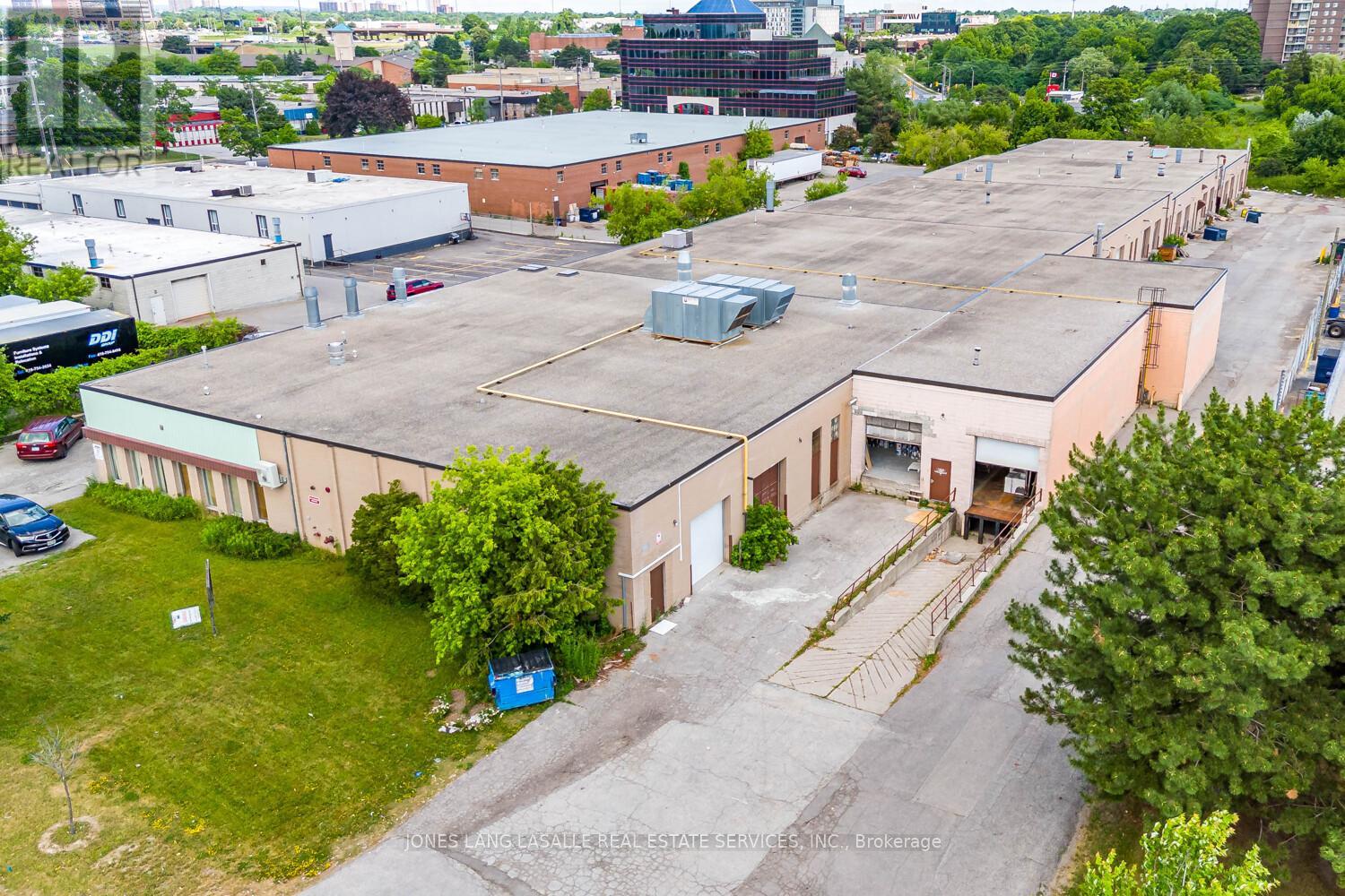 For sale: 90-128 PRODUCTION DRIVE, Toronto (Woburn), Ontario