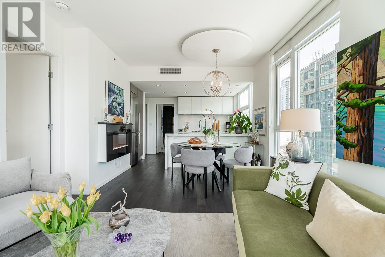 For sale: 707 1351 CONTINENTAL STREET, Vancouver, British