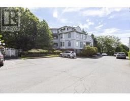 For sale: 104 7680 MINORU BOULEVARD, Richmond, British