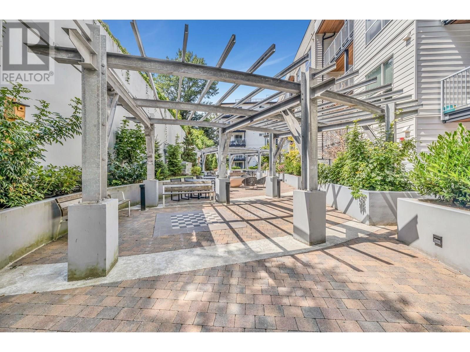 jones0326　47969980 For sale: 5265 Rue MacKenzie, #915, Montréal (Côte-des