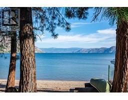 For sale: 19241 Lakeshore Drive N, Summerland, British