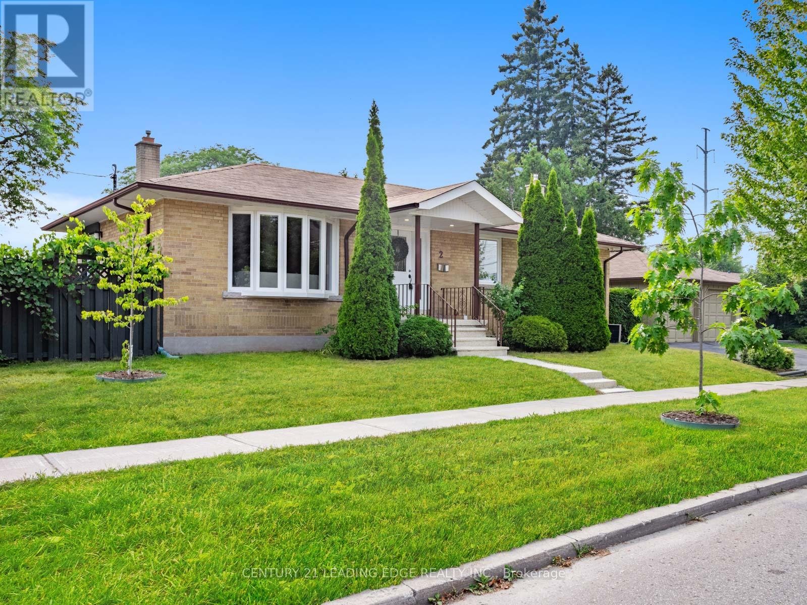 The Kerog　Theory Woodmere Terrance A 2130 Lawrence Avenue East | 144.35m | 40s | 2031740 Ontario