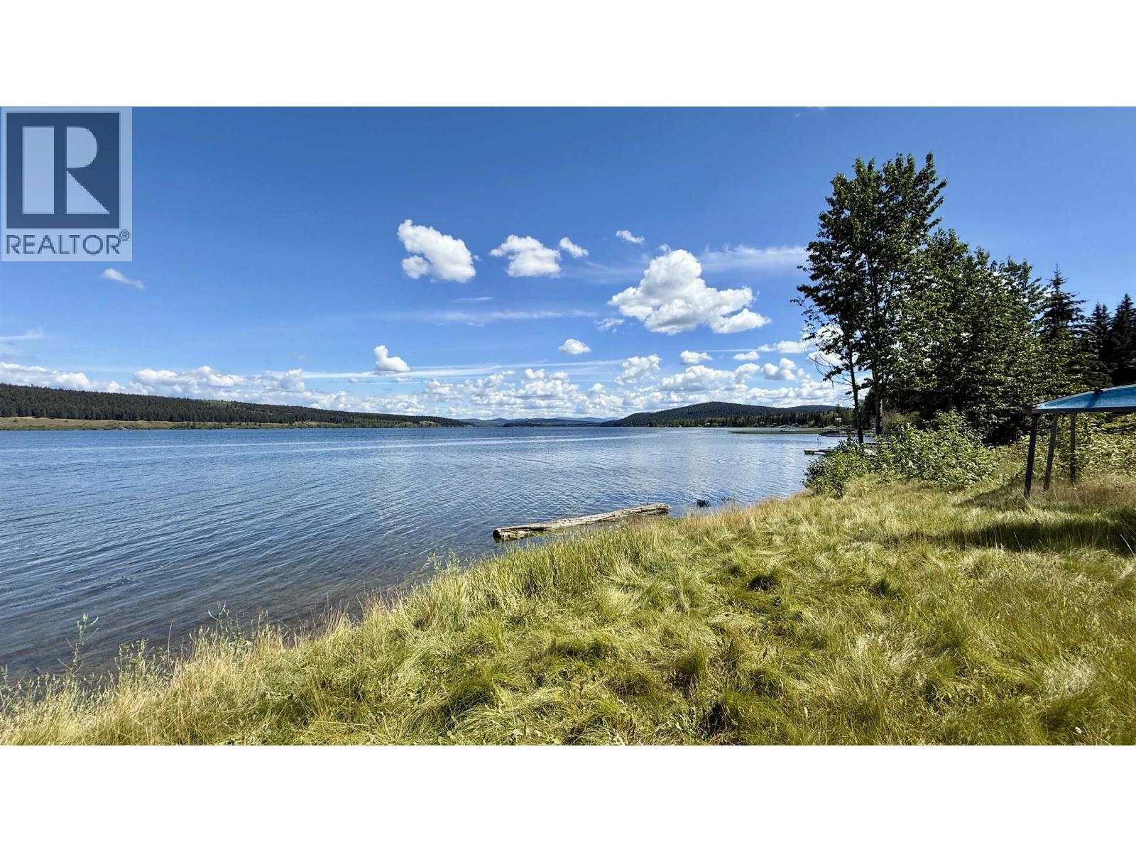 For sale: 6367 MULLIGAN DRIVE, Horse Lake, British Columbia