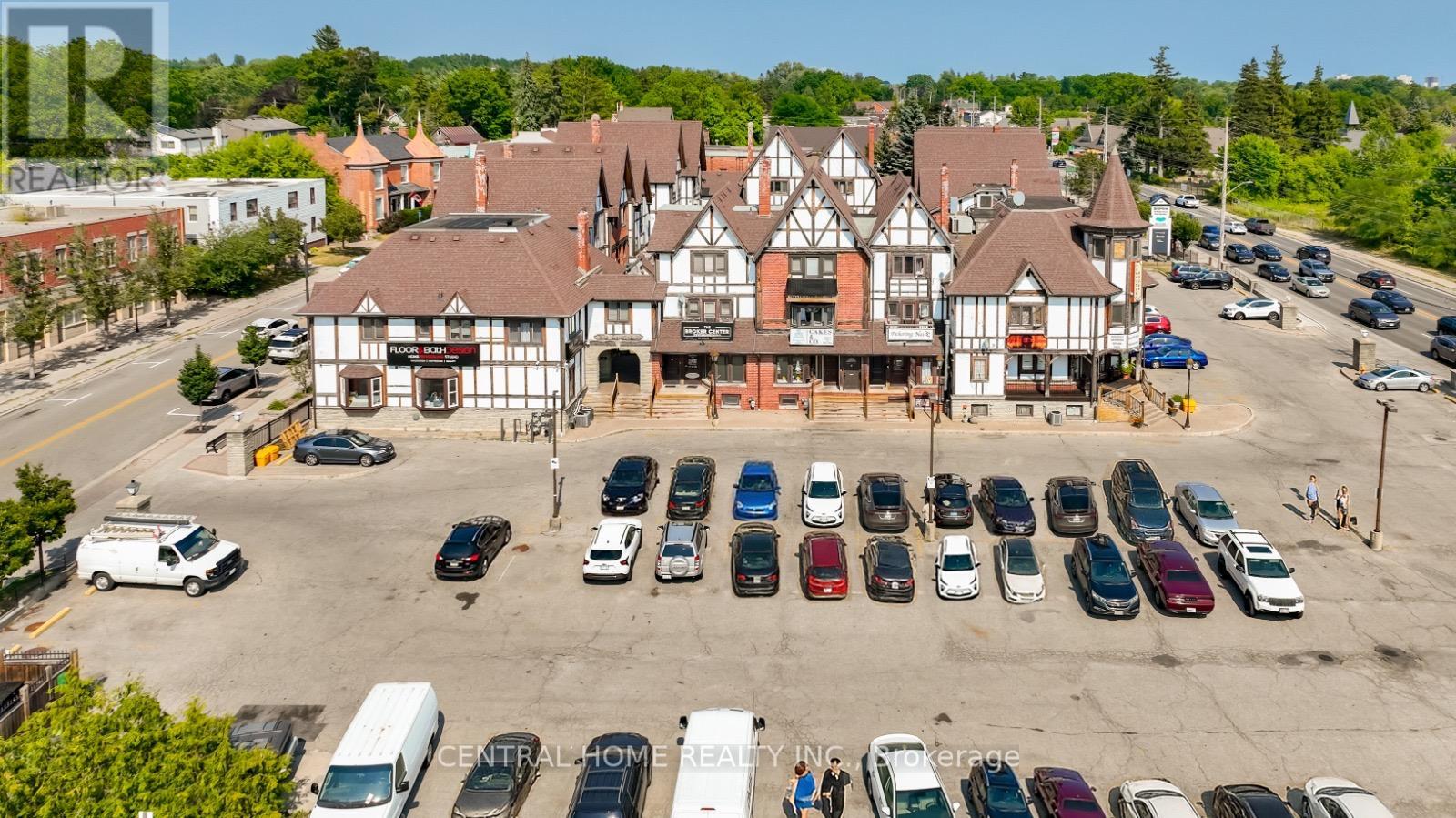 For sale: 01 - 109 OLD KINGSTON ROAD, Ajax (Central West