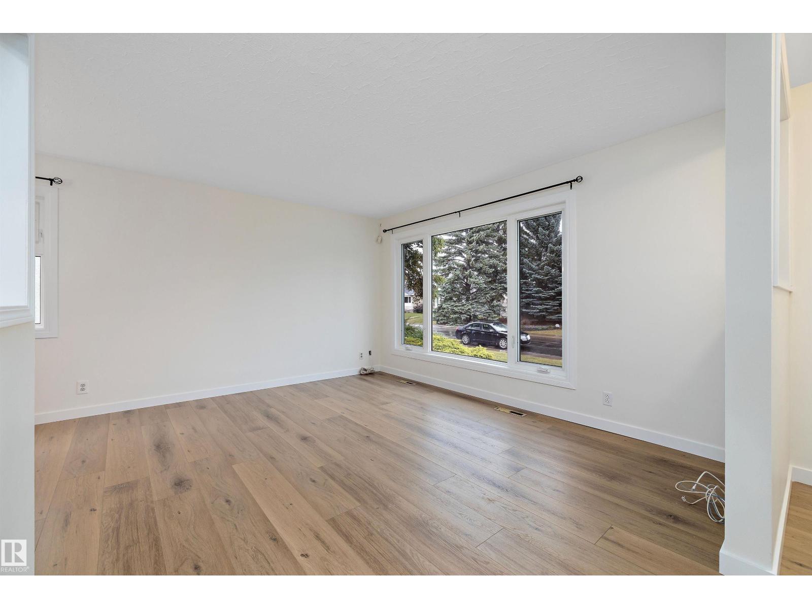 02.__.hn For sale: 8928 147 st NW, Edmonton, Alberta T5R0Y3