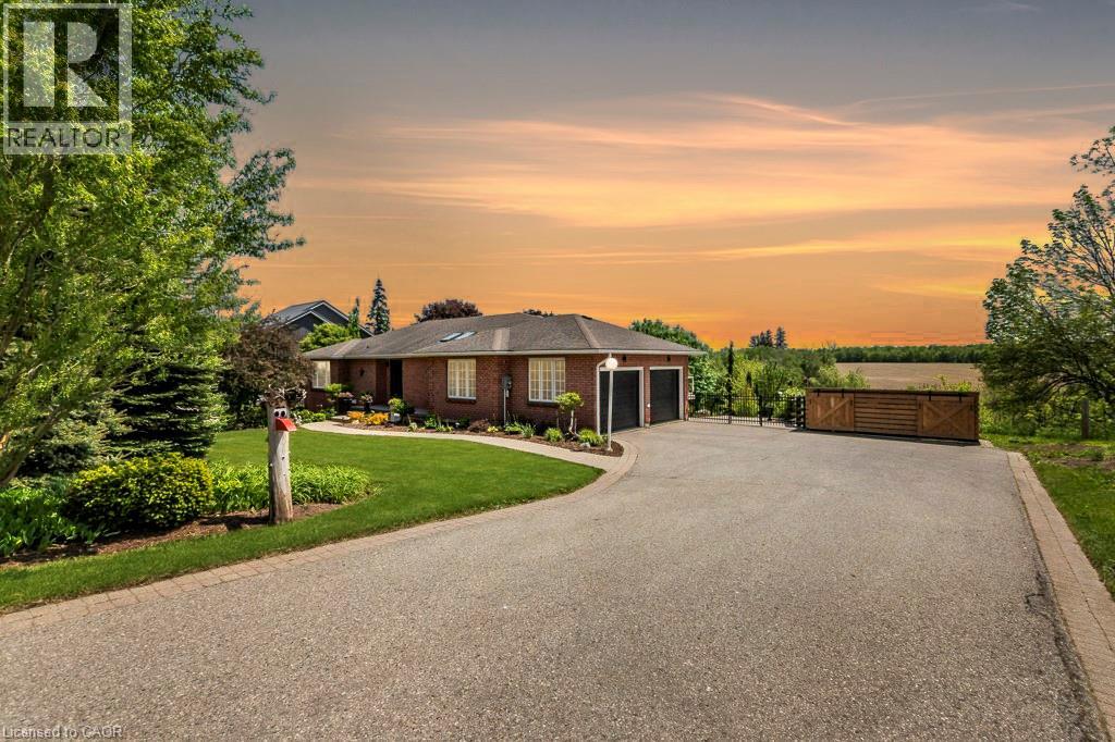 For sale: 3207 PERTH LINE 26, Stratford, Ontario N5A6S3
