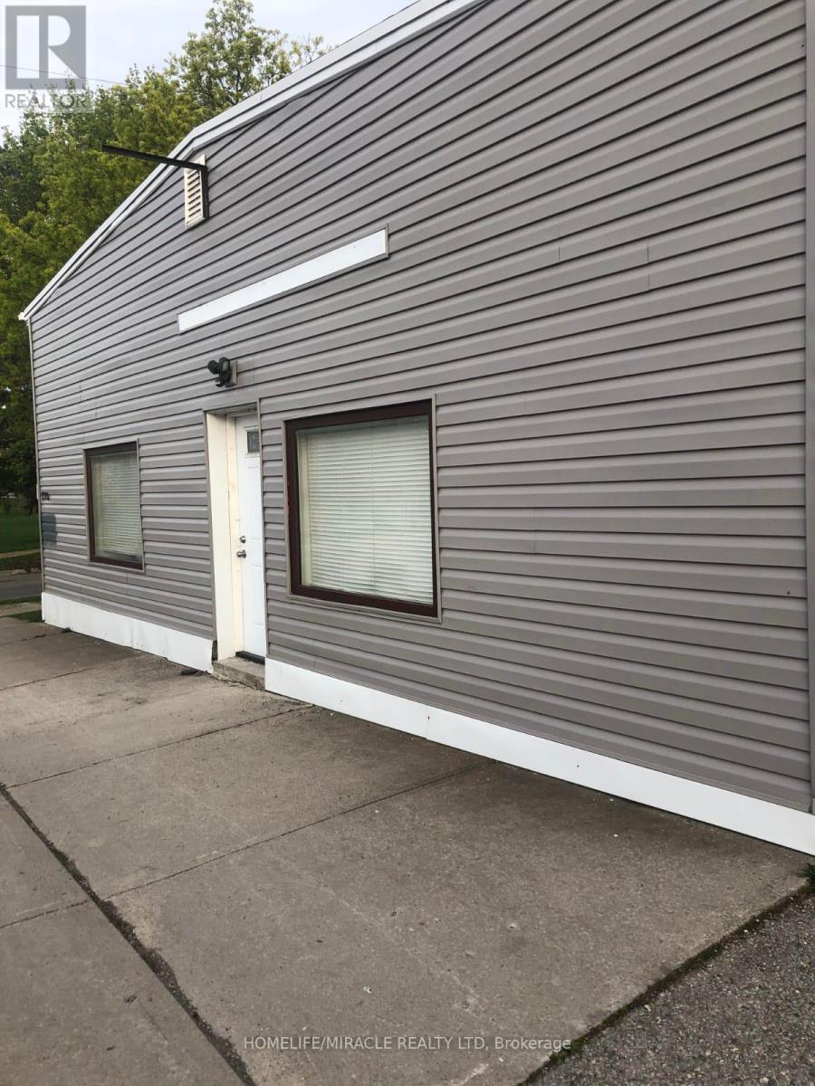 For rent: UNIT 3 - 273 THOMPSON ROAD, London South (South I), Ontario ...