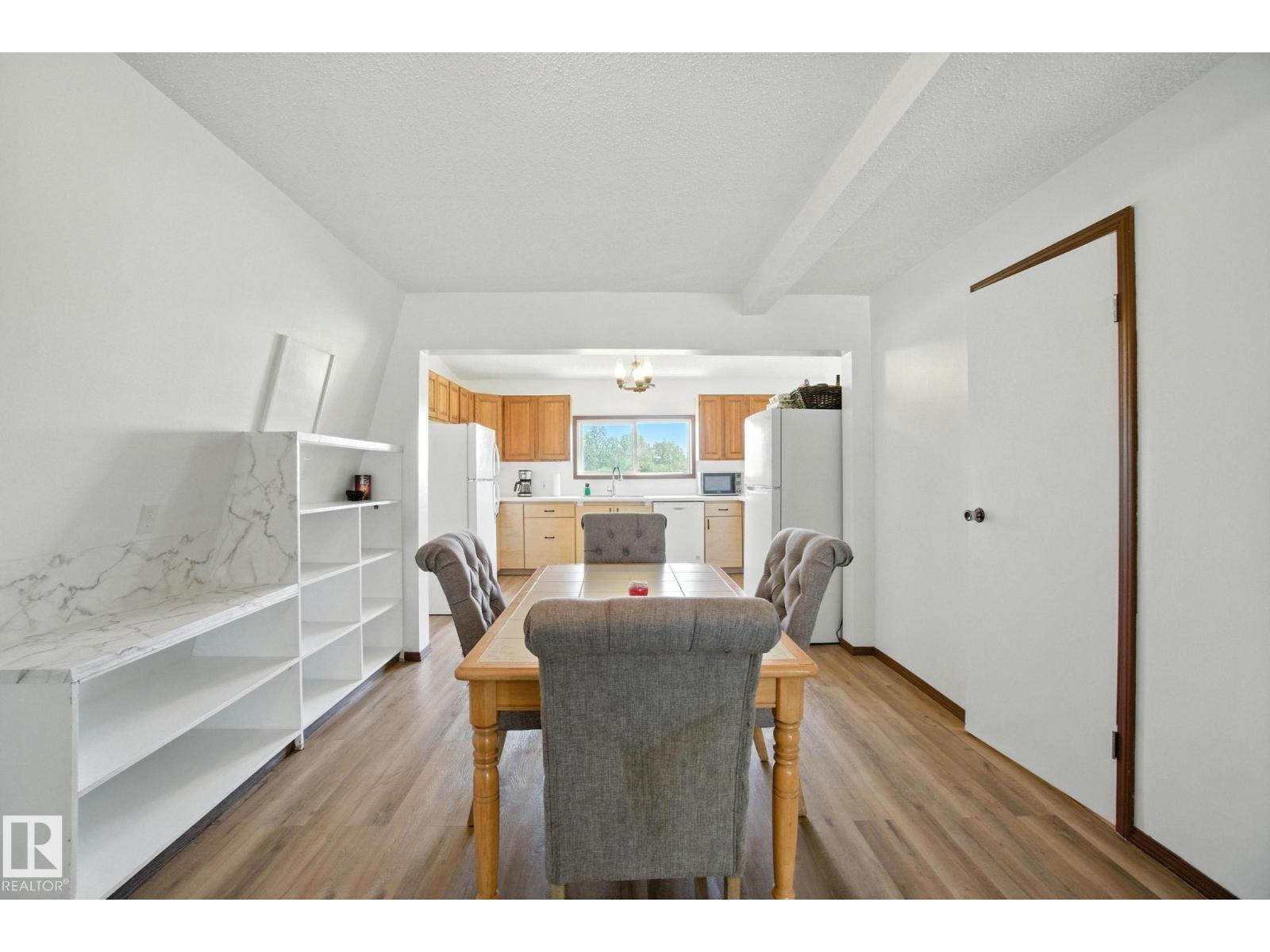 For sale: 51019 RGE ROAD 273, Rural Parkland County, Alberta T7Z1Z7 ...