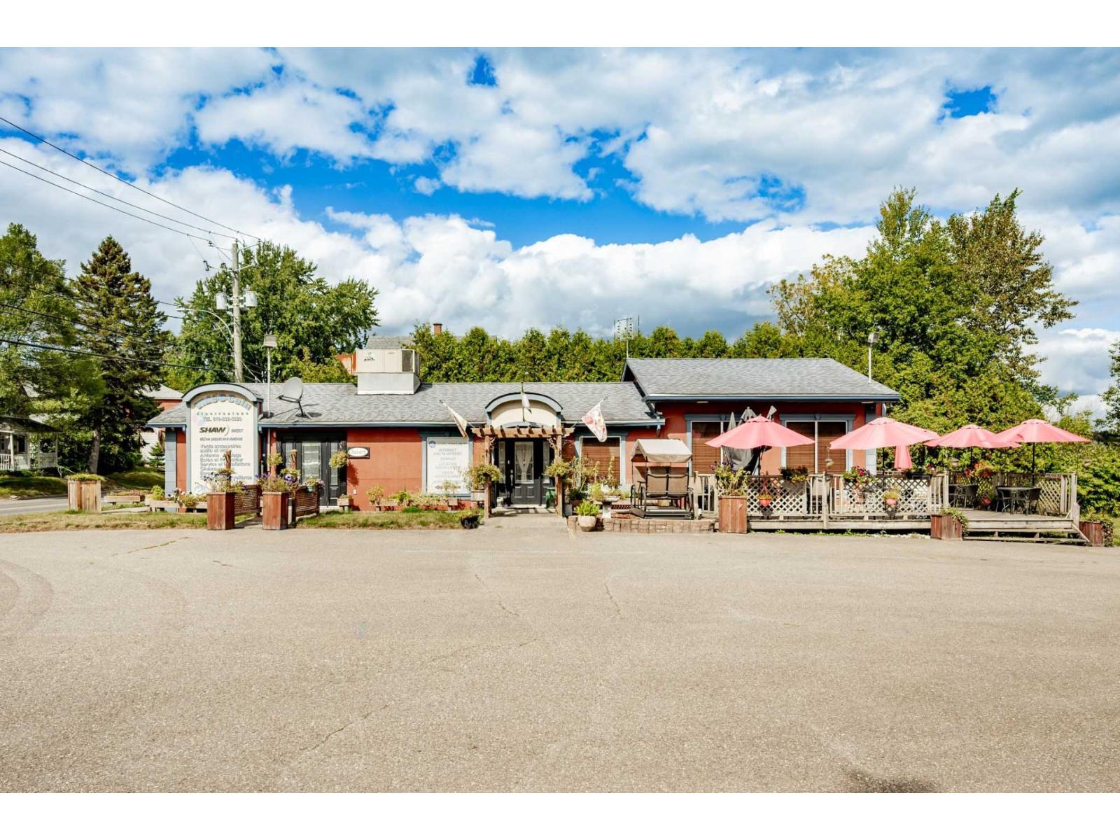 For sale: 117 Rue Angus S., East Angus, Quebec J0B1R0 - 11393724 ...