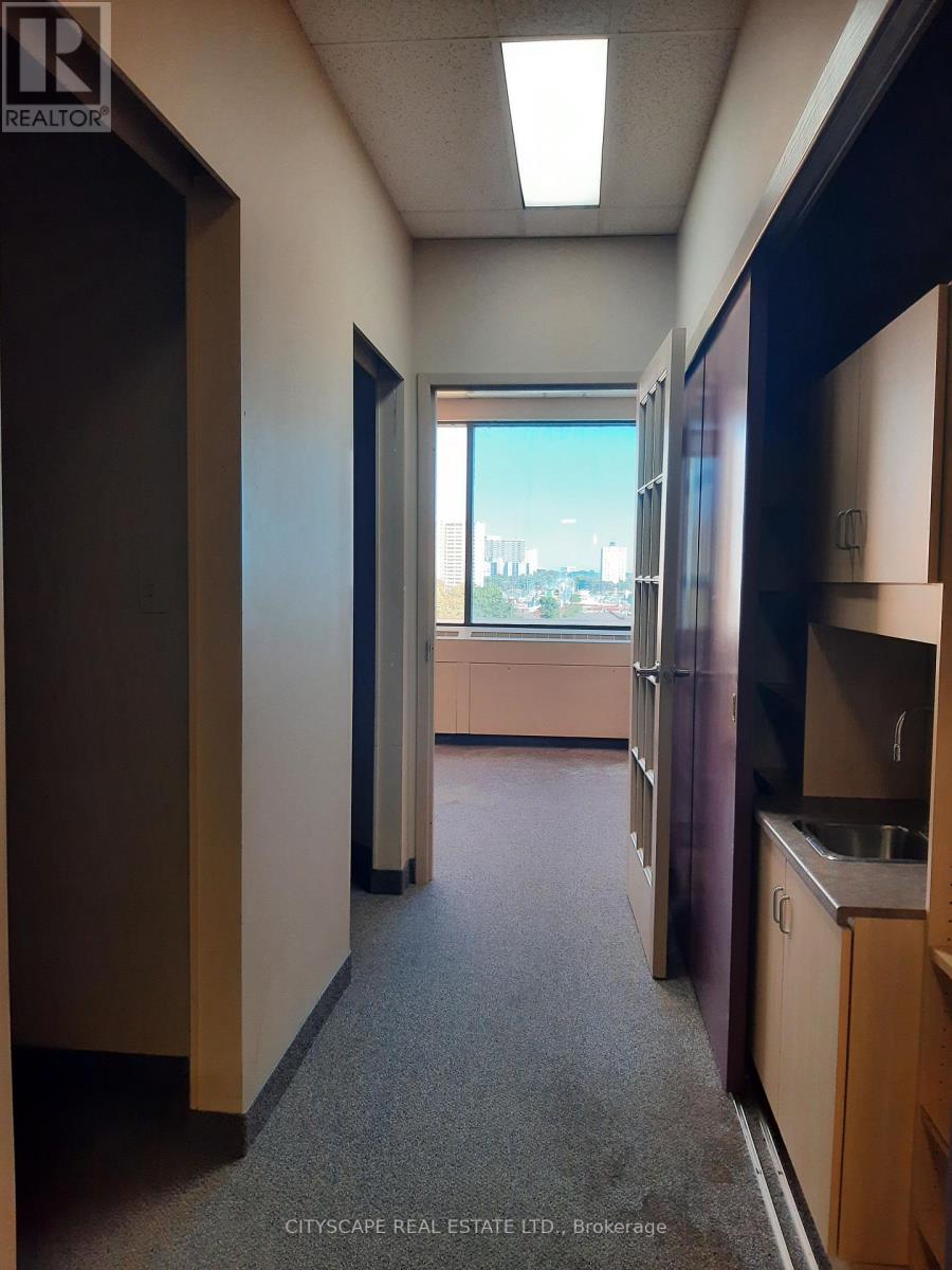 For rent: 501 - 2065 FINCH AVENUE W, Toronto (Glenfield-Jane Heights),  Ontario M3N2V7 - W12407742 | REALTOR.ca