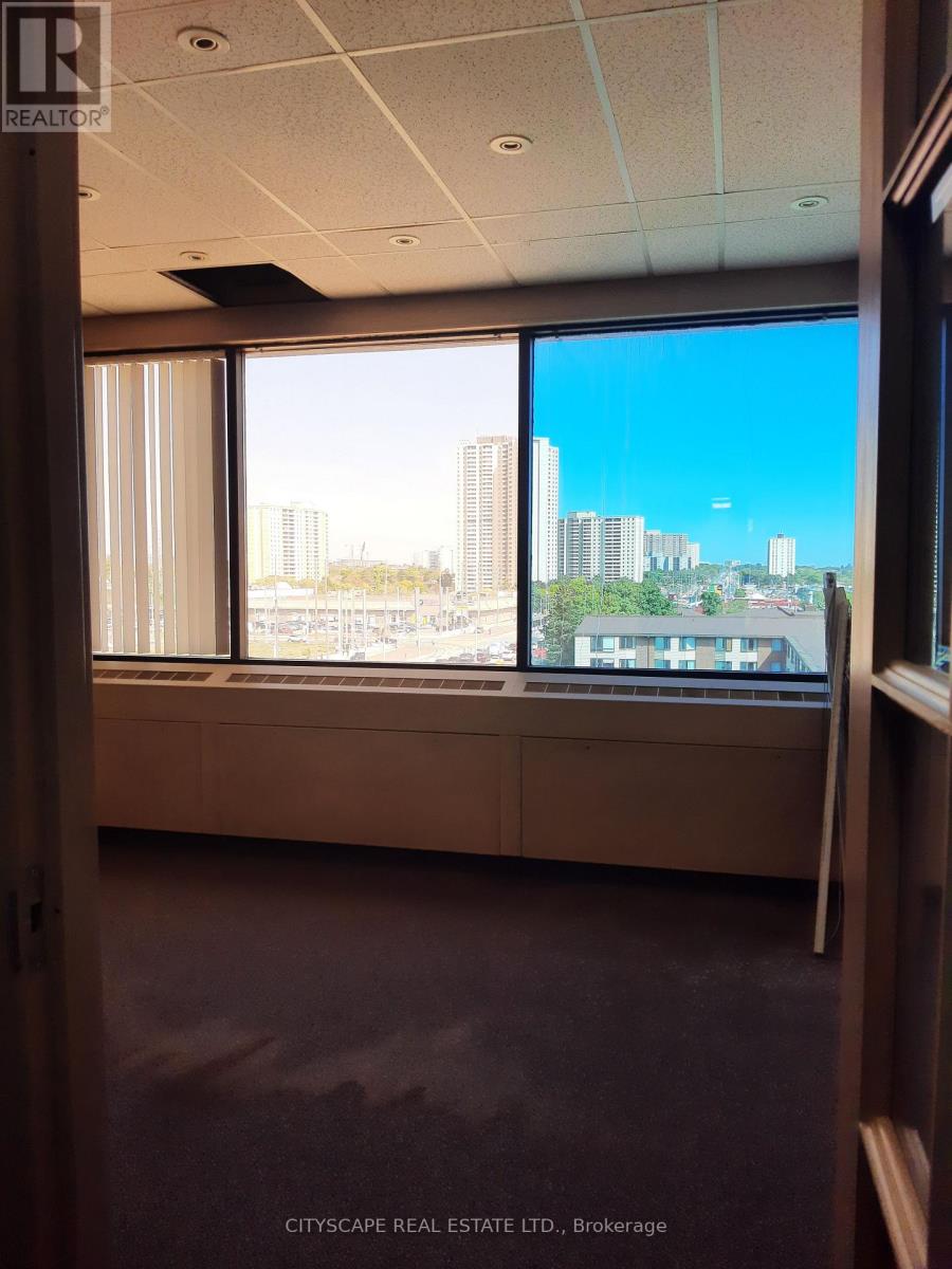 For rent: 501 - 2065 FINCH AVENUE W, Toronto (Glenfield-Jane Heights),  Ontario M3N2V7 - W12407742 | REALTOR.ca