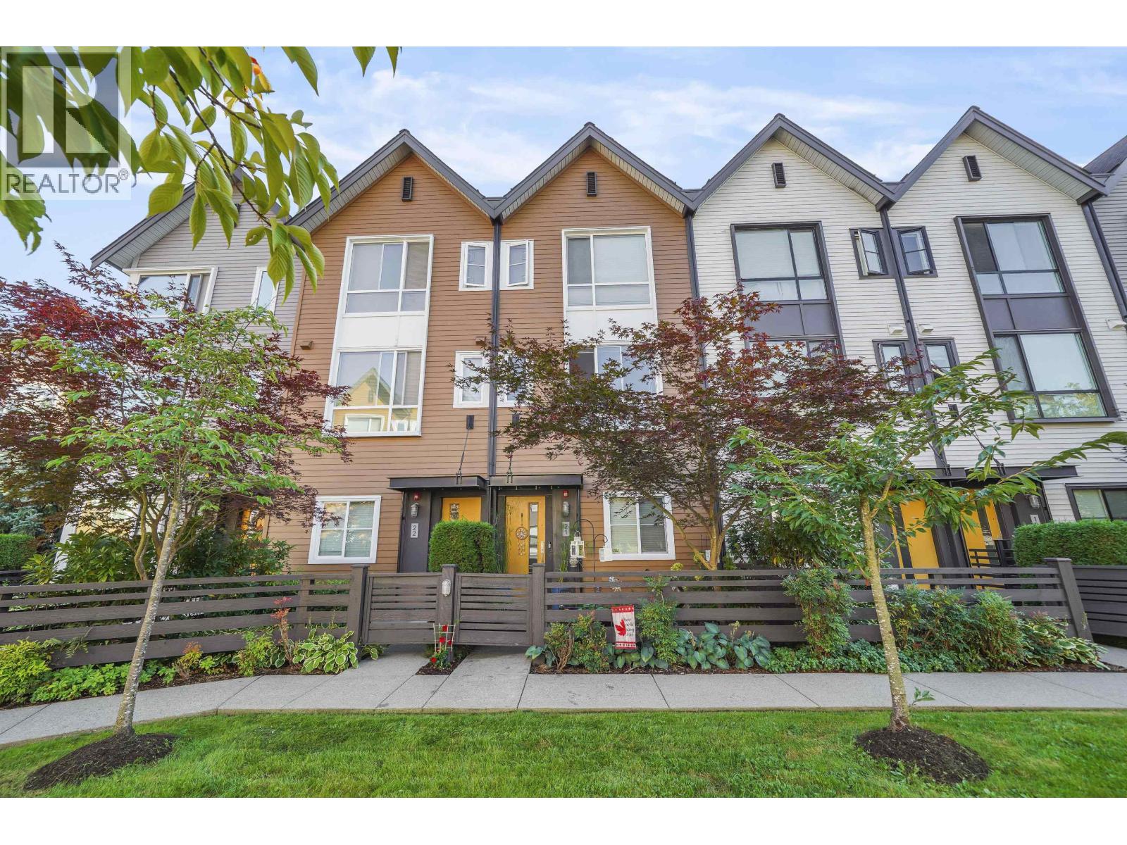For sale: 21 2358 RANGER LANE, Port Coquitlam, British Columbia V3B0L5 ...