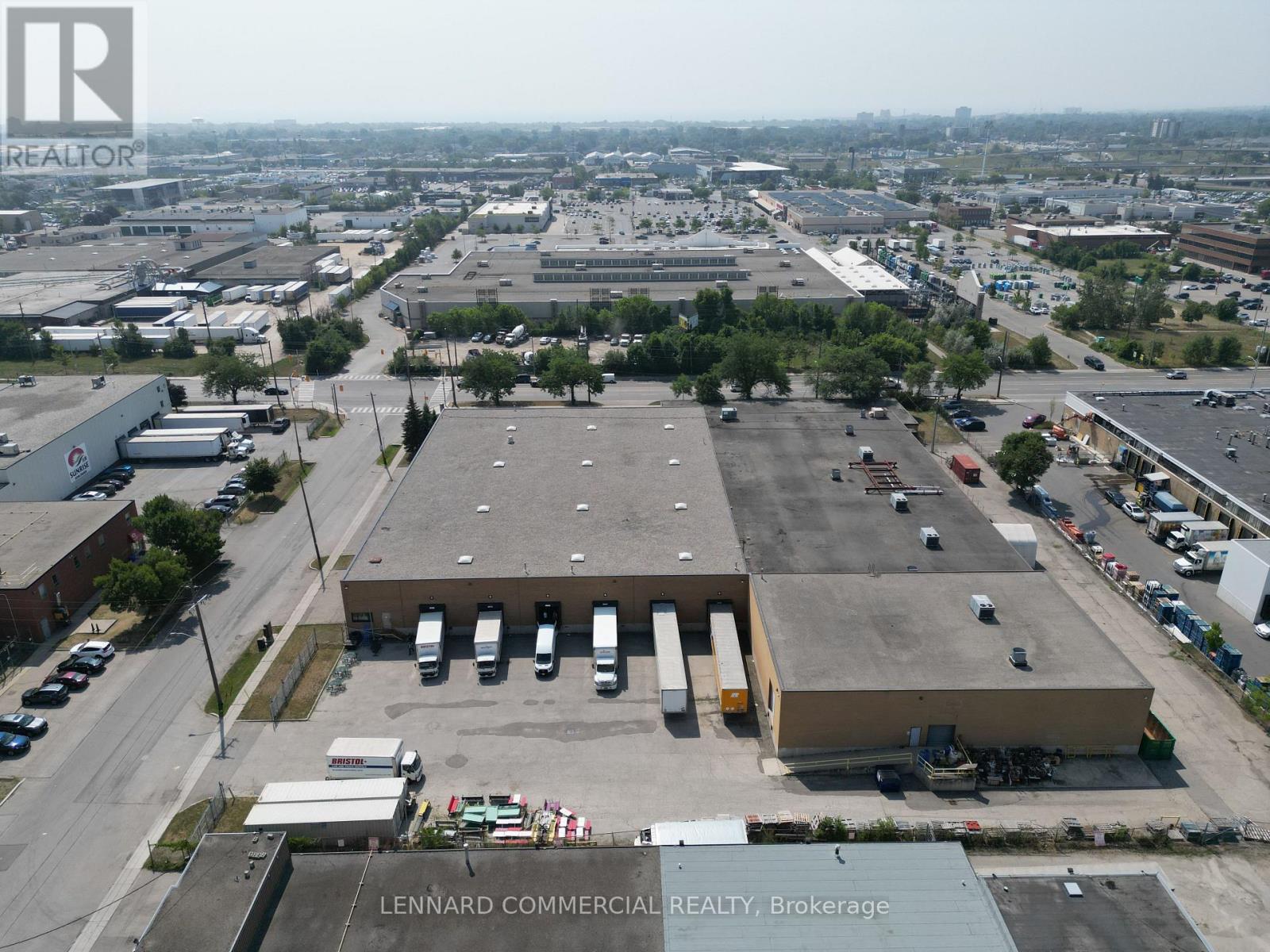 For lease: 100 NORTH QUEEN STREET, Toronto (Islington-City Centre