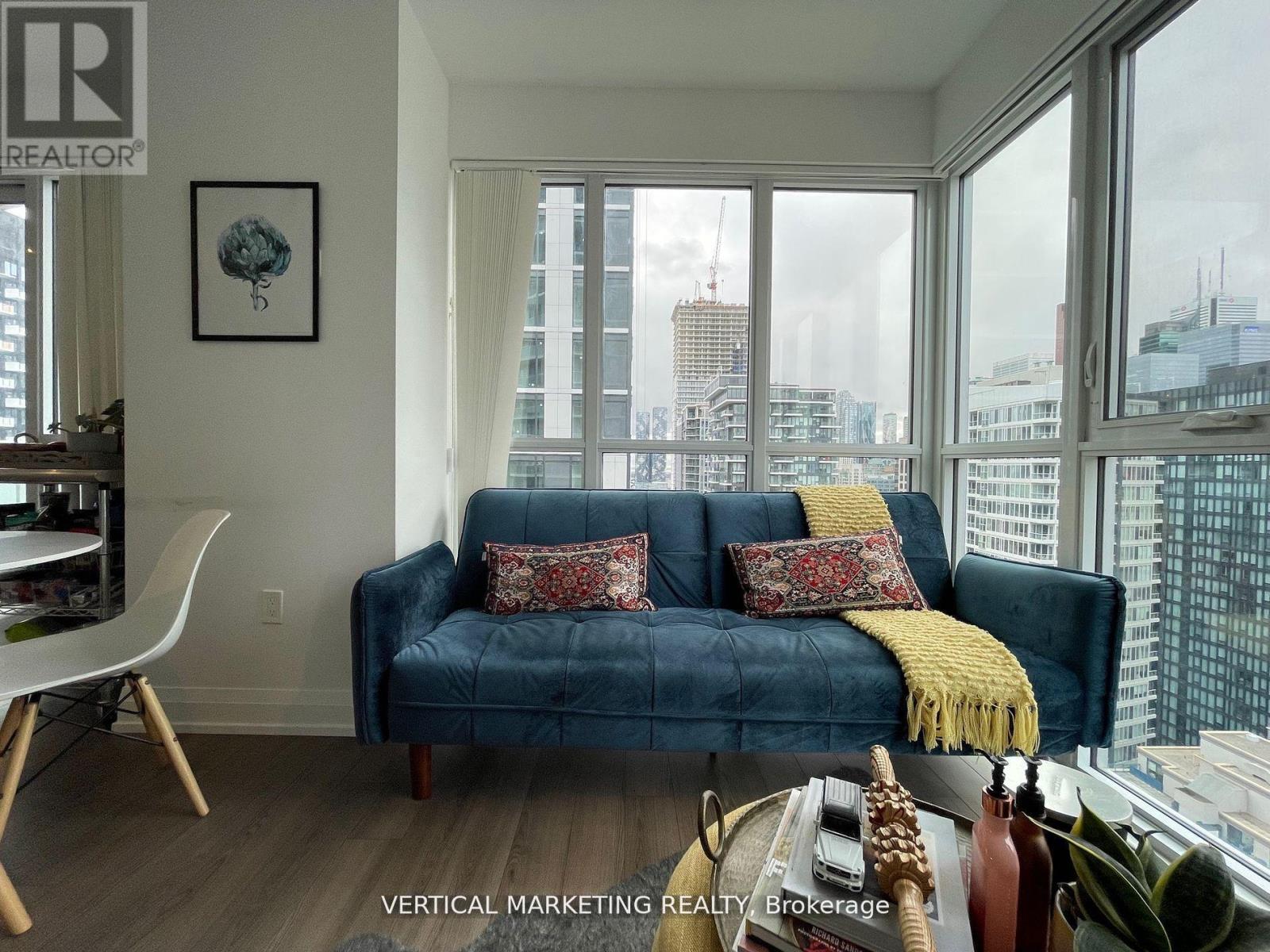 For rent: 2404 - 77 MUTUAL STREET, Toronto (Church-Yonge