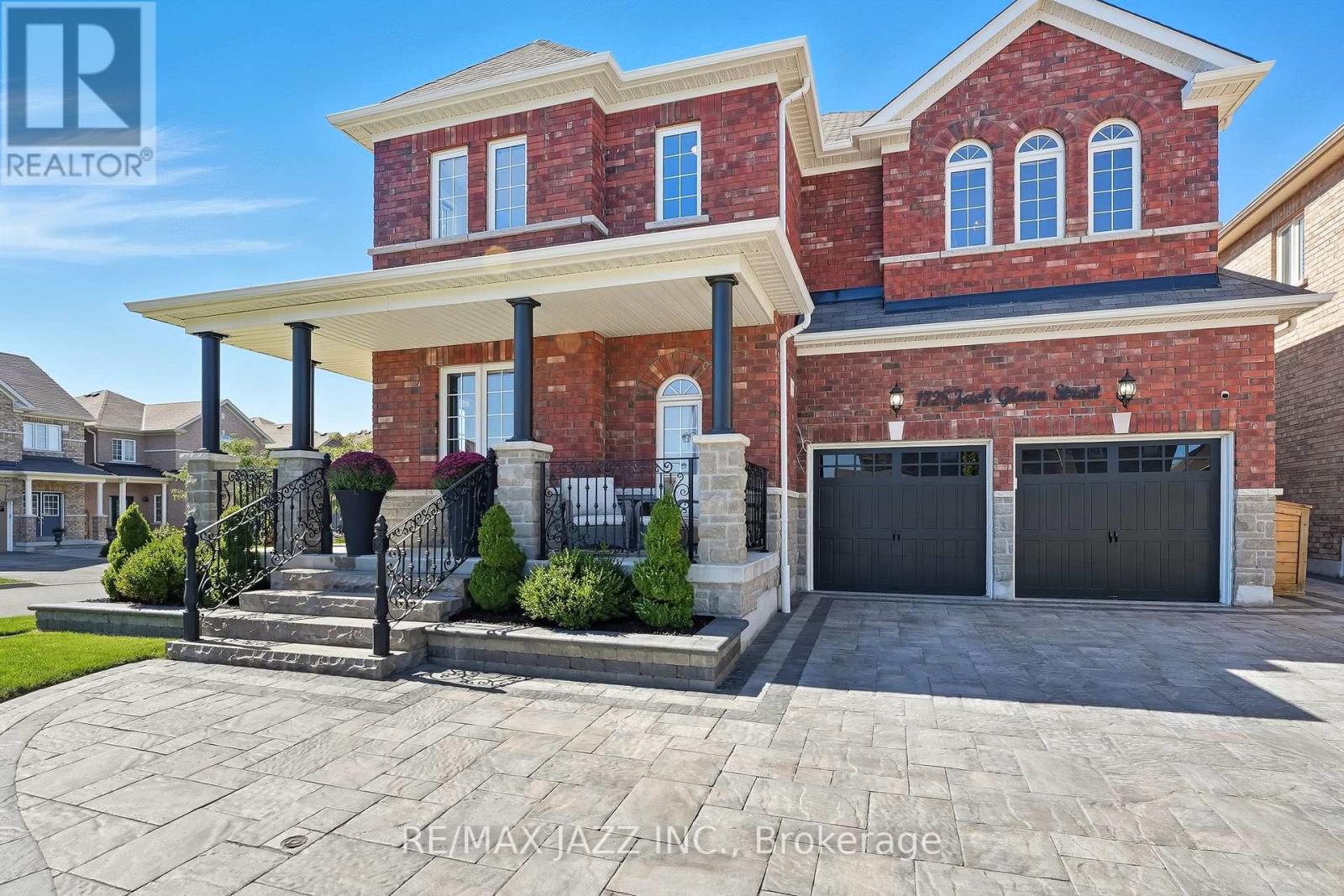 茶 LE st Power Recline Leather Sectional with Adjustable Headrests